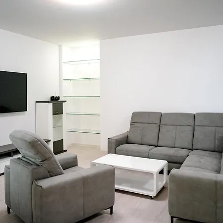 Apartmán Ah Lahoda *