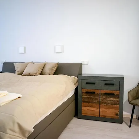 Ah Lahoda Apartmán *